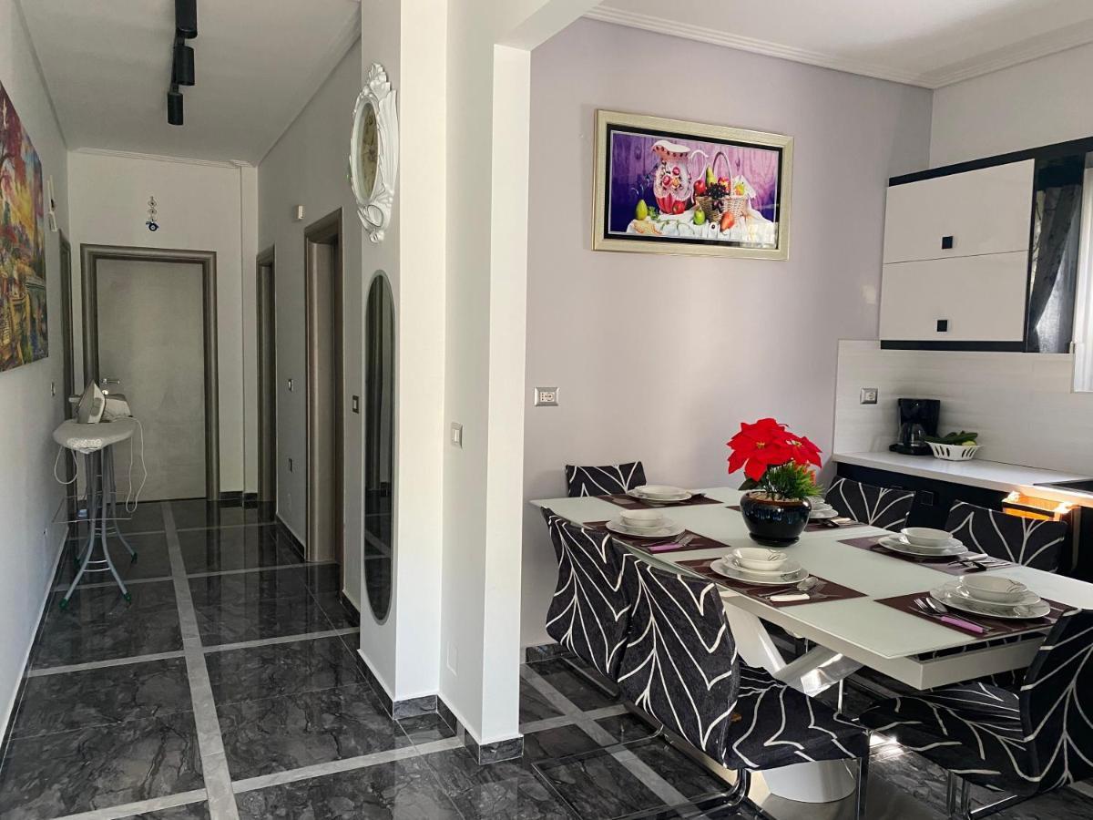Vila Sinani Sarandë Exterior foto