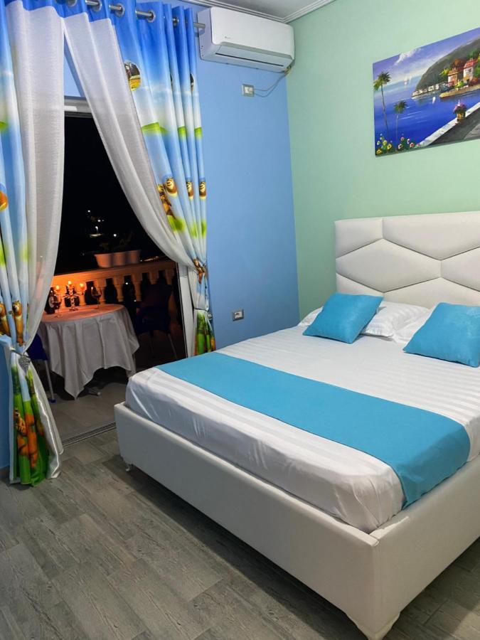 Vila Sinani Sarandë Exterior foto