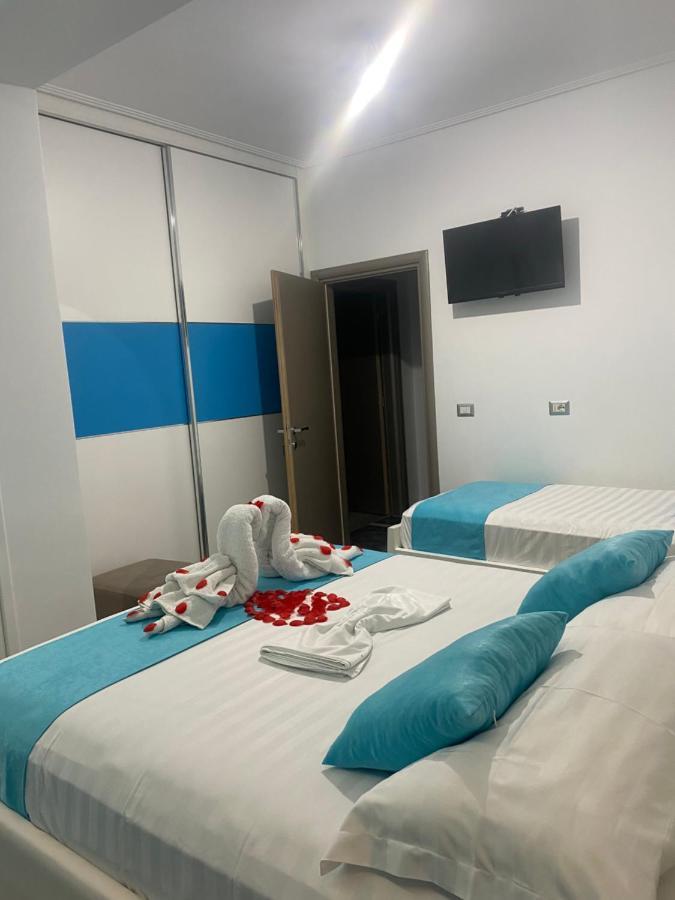 Vila Sinani Sarandë Exterior foto